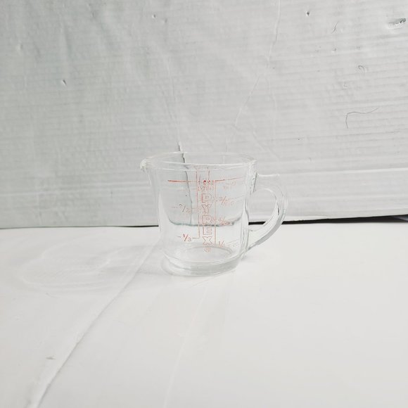 Vintage PYREX #508, 1 Cup 8oz Glass Measuring Cup with D Handle - Picture 1 of 5